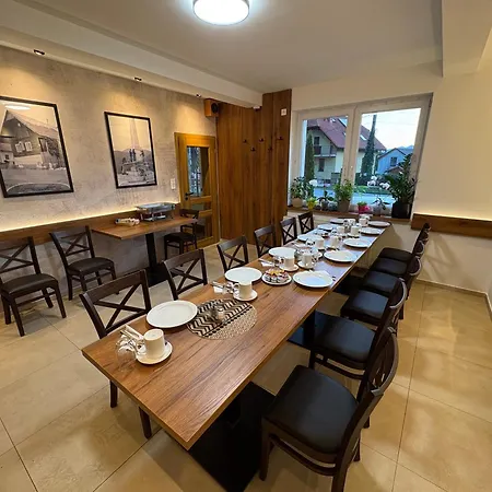 Pizzeria Alzbetka 3* Strecno