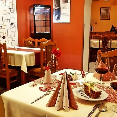 Pizzeria Alzbetka * Strecno