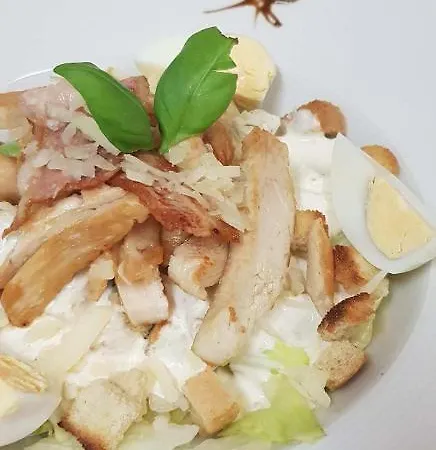 Gæstehus Pizzeria Alzbetka 3*