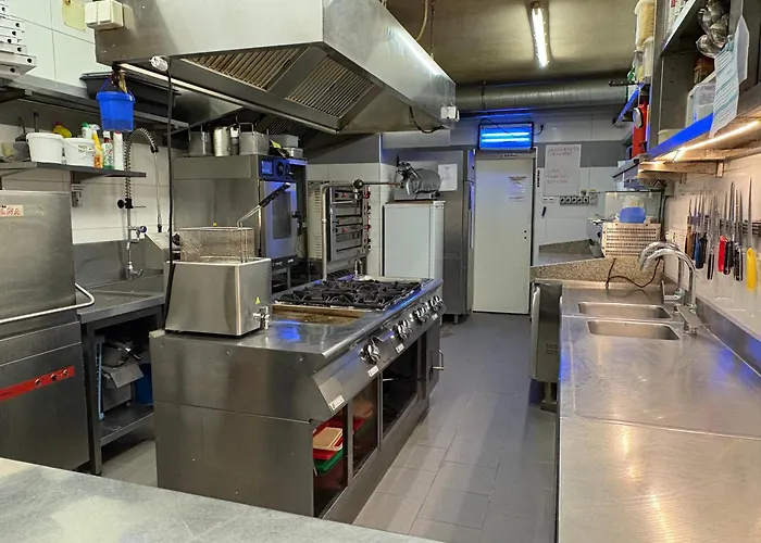 Pizzeria Alzbetka 게스트하우스 Strecno