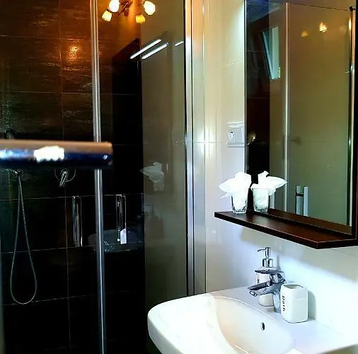 Pizzeria Alzbetka 게스트하우스 3*