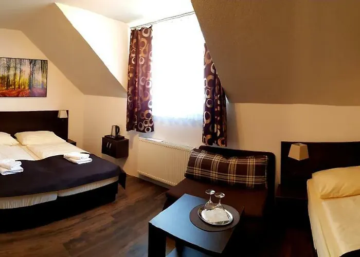 Pizzeria Alzbetka 게스트하우스 Strecno